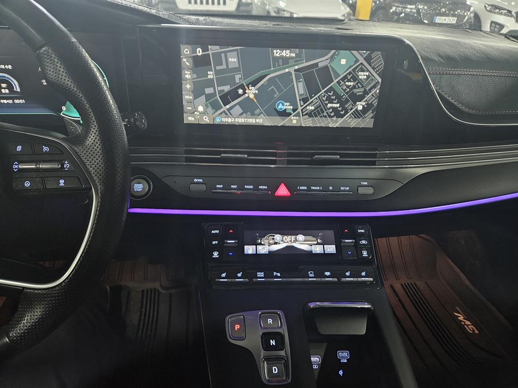 HYUNDAI Grandeur - Vista 3