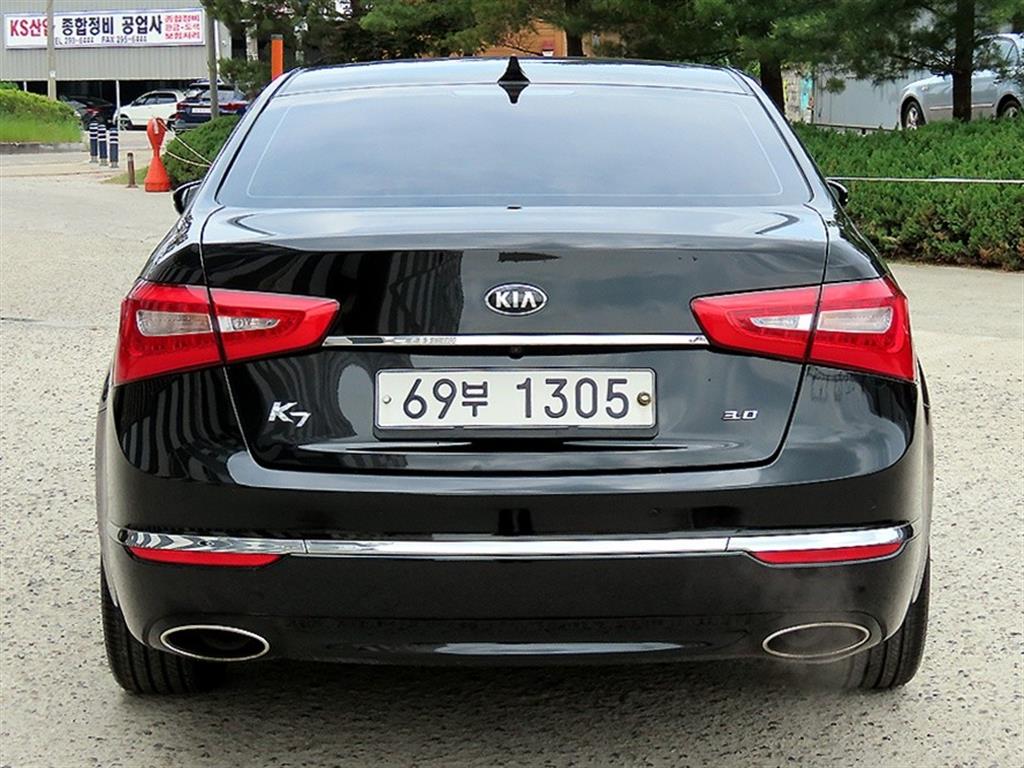 KIA K7 - Vista 4