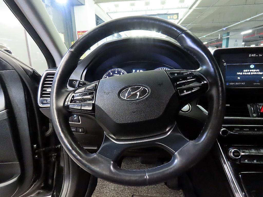 HYUNDAI Grandeur - Vista 8