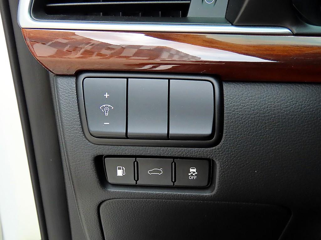 KIA K7 - Vista 12