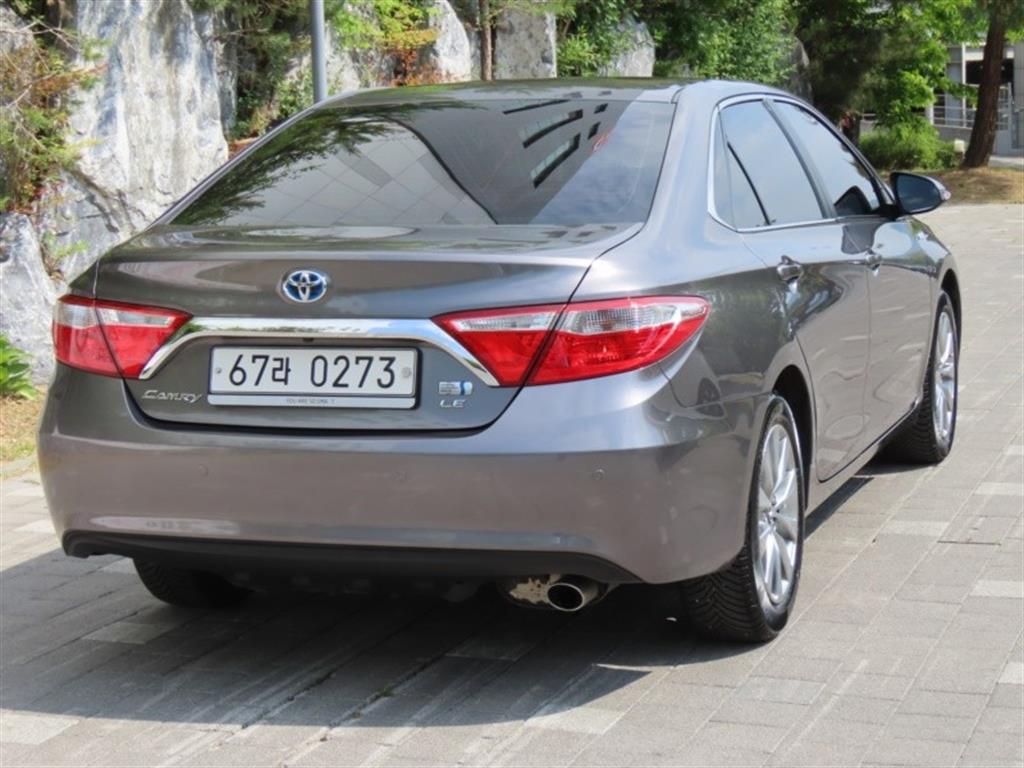 Toyota Camry - Vista 5