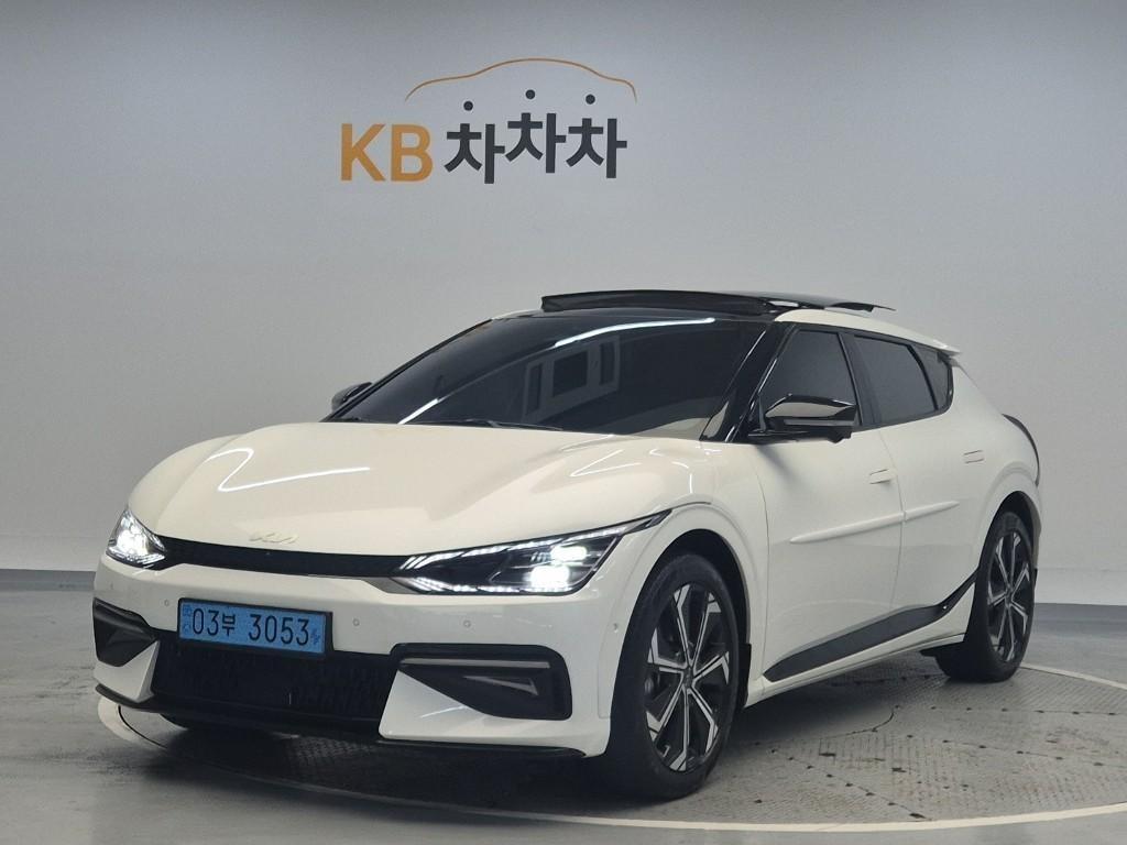 KIA EV6 2022 Blanco - Importación desde Corea - HF Imports Iquique - Foto 1