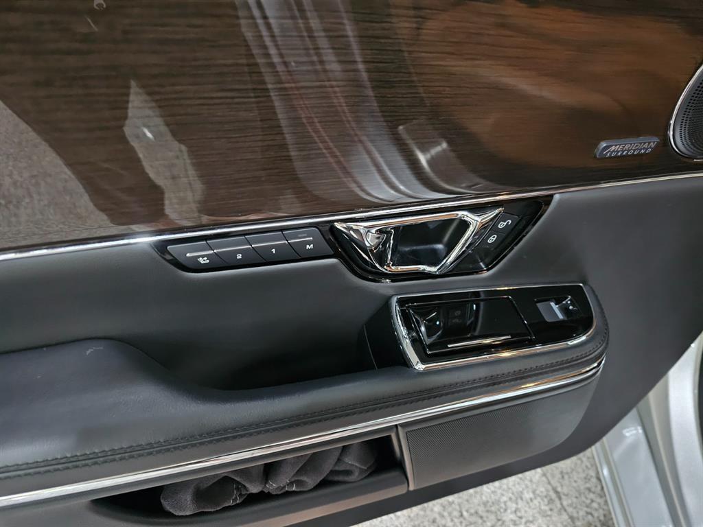 Jaguar XJ 2017 Gris - Importación desde Corea - HF Imports Iquique - Foto 16