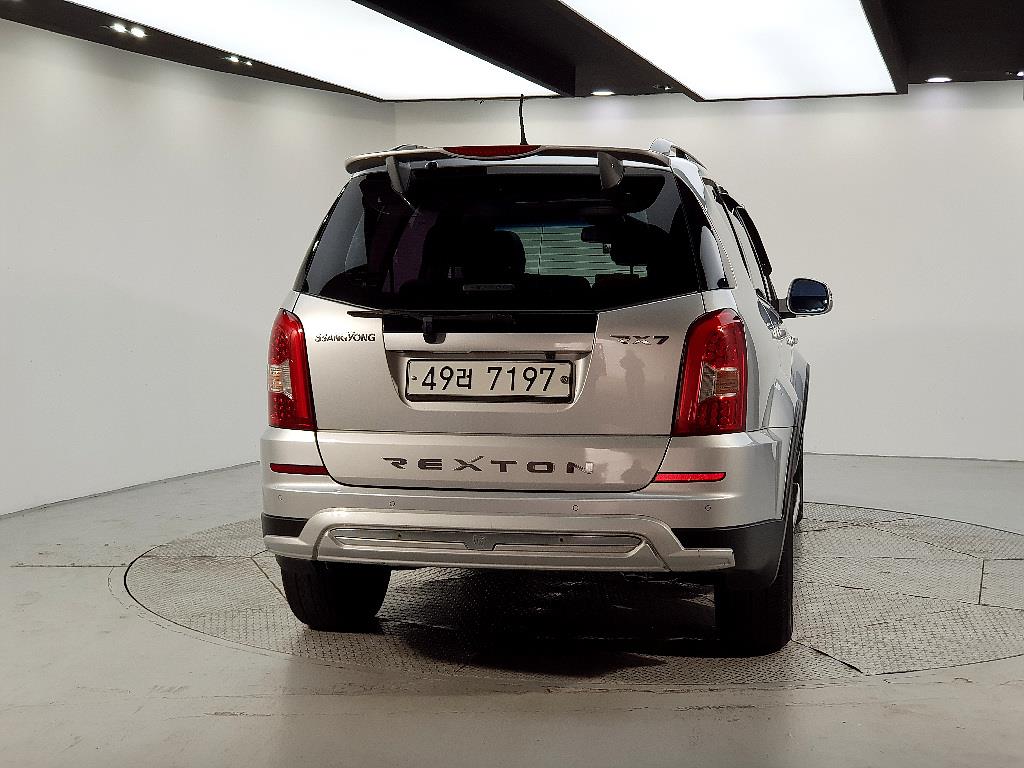 Ssangyong Rexton - Vista 3