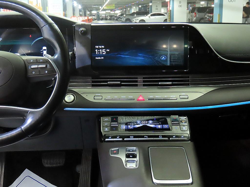 HYUNDAI Grandeur - Vista 11