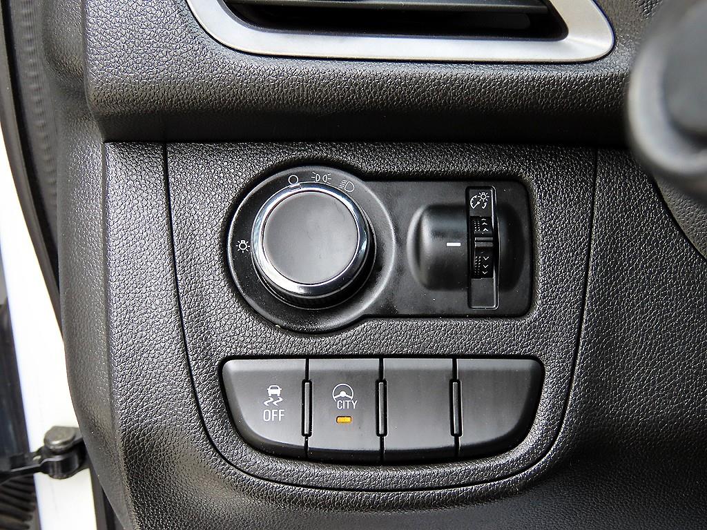 Chevrolet Spark 2020 Blanco - Importación desde Corea - HF Imports Iquique - Foto 13