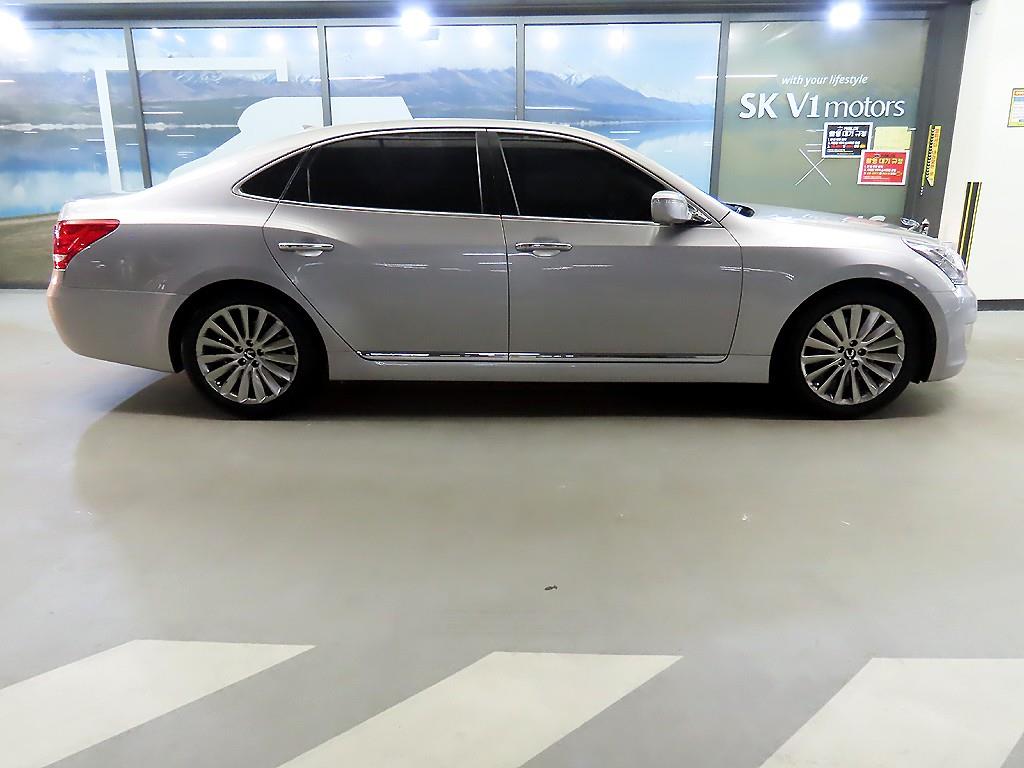 HYUNDAI Equus - Vista 3