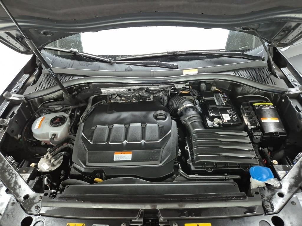 Volkswagen Tiguan - Vista 5
