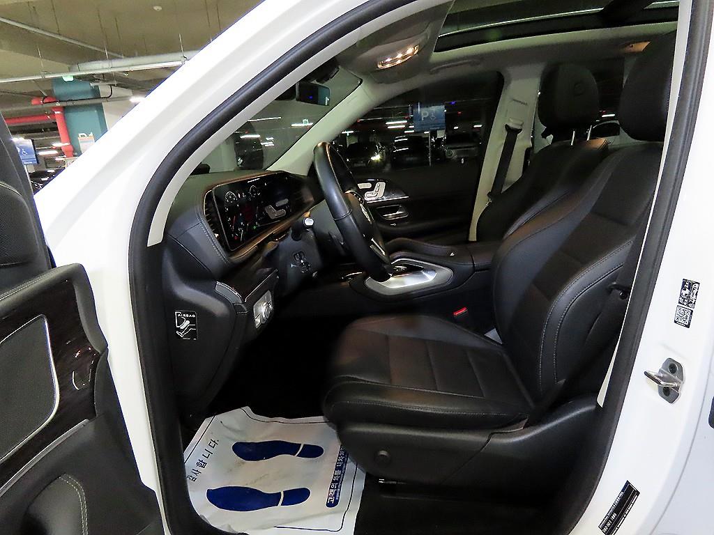 Mercedes Benz GLE Class - Vista 6