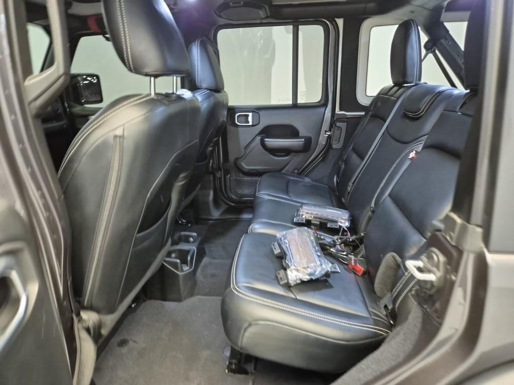 Jeep Wrangler - Vista 12