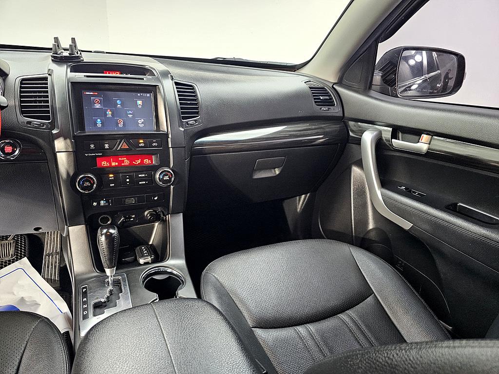 KIA Sorento - Vista 10