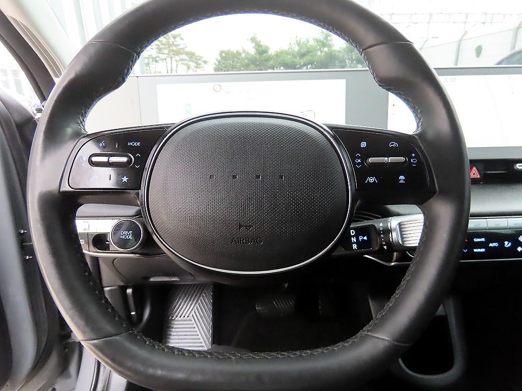 HYUNDAI Ioniq 5 - Vista 8