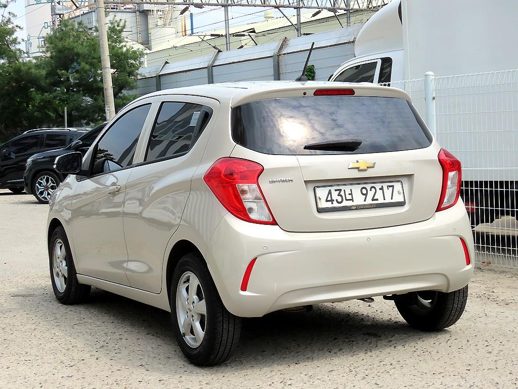 Chevrolet Spark - Vista 3