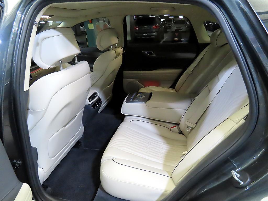 Genesis G80 - Vista 7