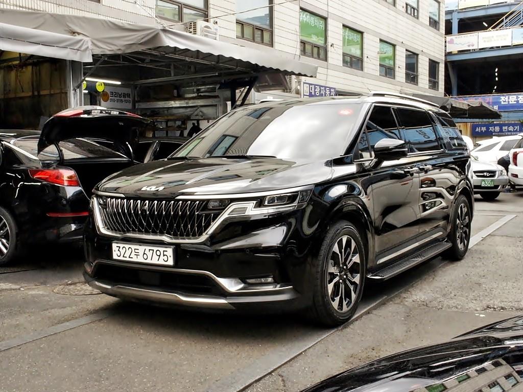 KIA Carnival - Vista 3
