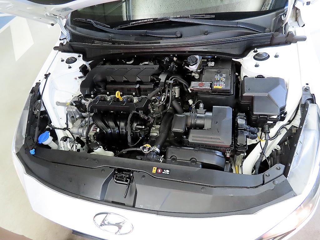 HYUNDAI Avante 2021 Blanco - Importación desde Corea - HF Imports Iquique - Foto 17