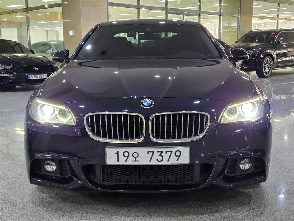 BMW 5 Series - Vista 2