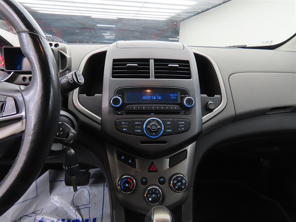 Chevrolet Abeo - Vista 10