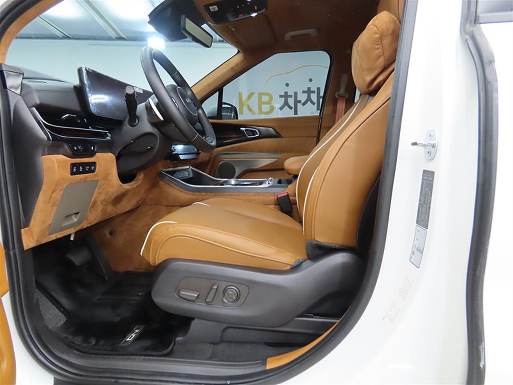 KIA Carnival - Vista 5