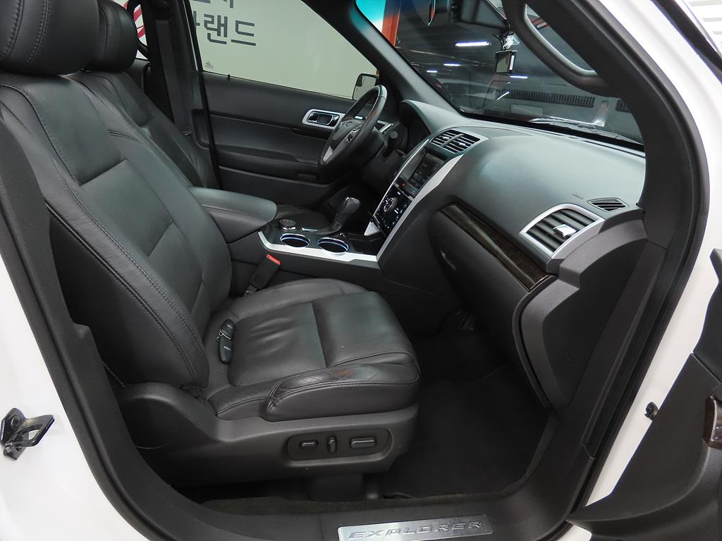 Ford Explorer - Vista 7