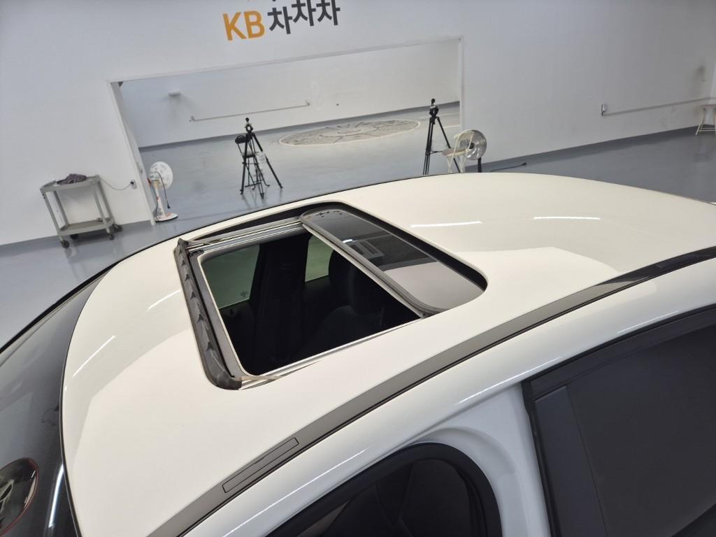 Mercedes Benz C Class 2018 Blanco - Importación desde Corea - HF Imports Iquique - Foto 16