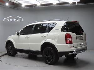 Ssangyong Rexton - Vista 6