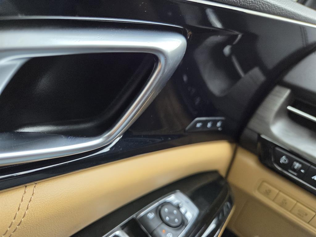 KIA Carnival - Vista 11