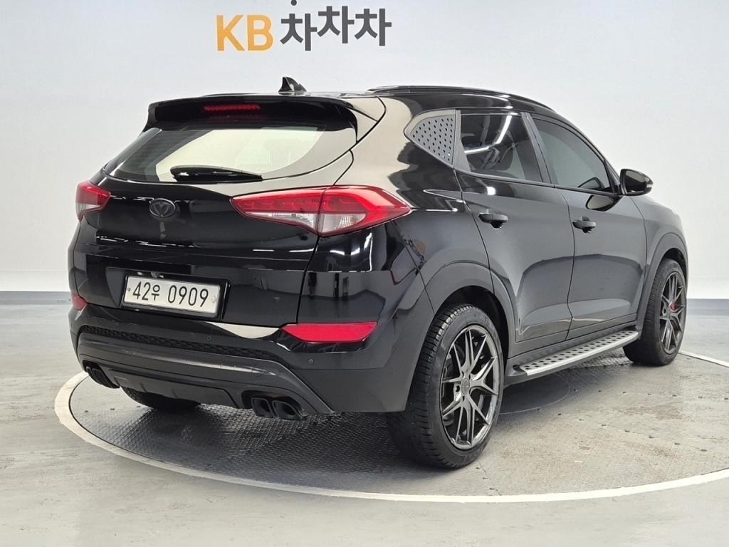 HYUNDAI Tucson - Vista 3