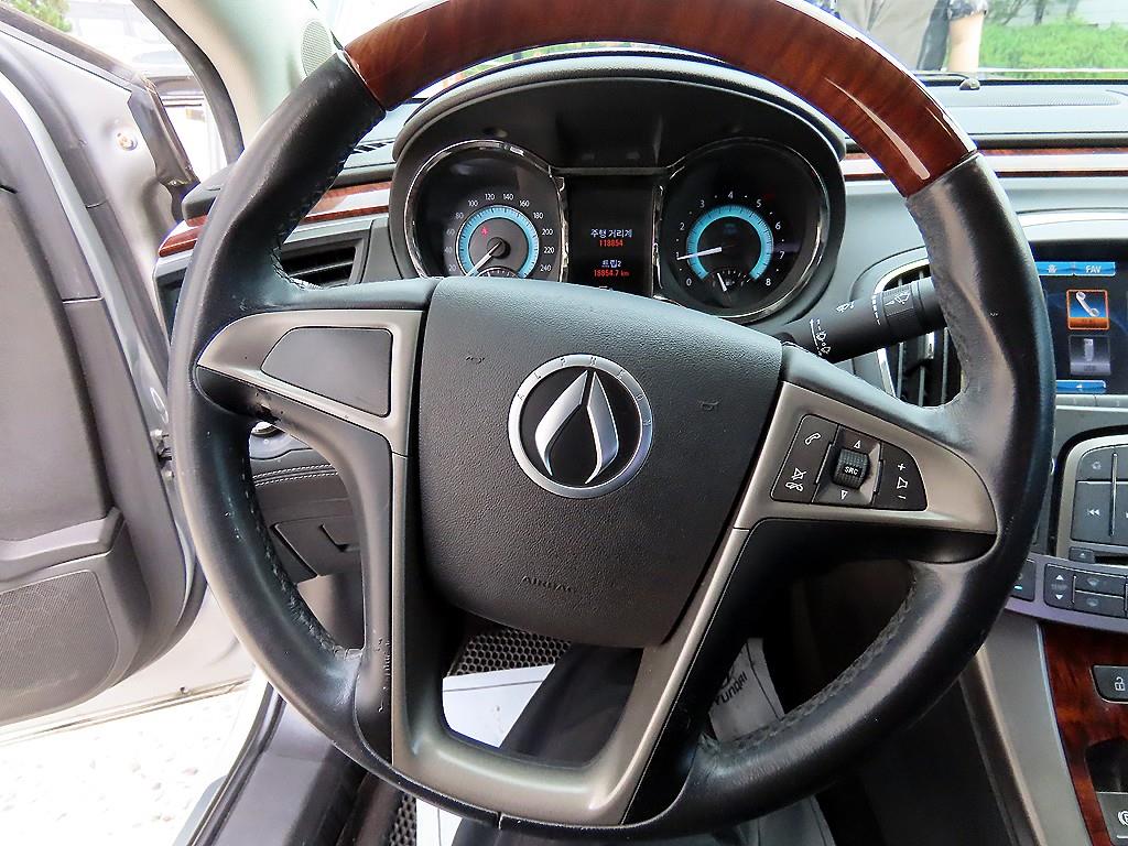 DAEWOO Alpheon - Vista 8