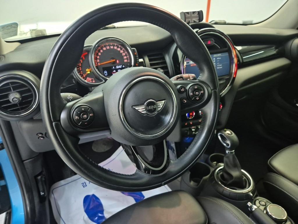 Mini Cooper - Vista 9