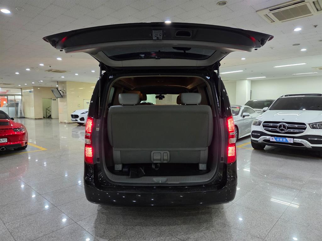 HYUNDAI Starex 2019 Negro - Importación desde Corea - HF Imports Iquique - Foto 19