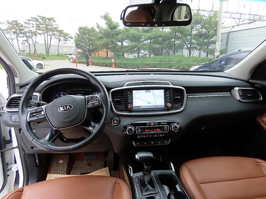 KIA Sorento - Vista 7