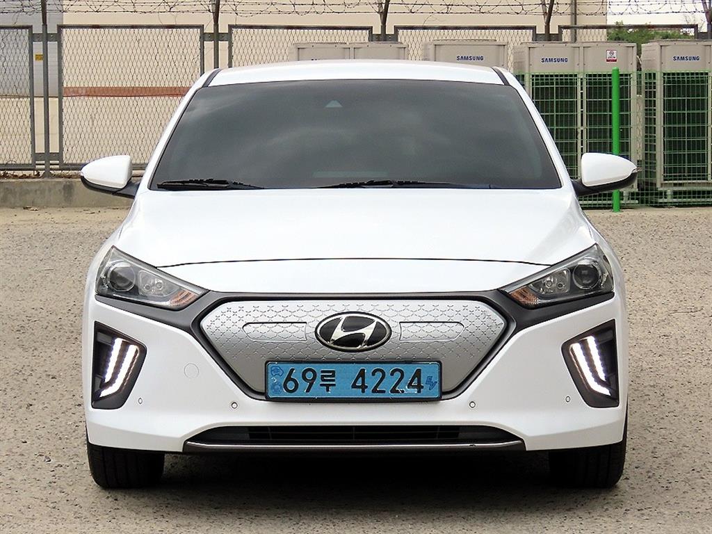 HYUNDAI Ioniq 2020 Blanco - Importación desde Corea - HF Imports Iquique - Foto 1