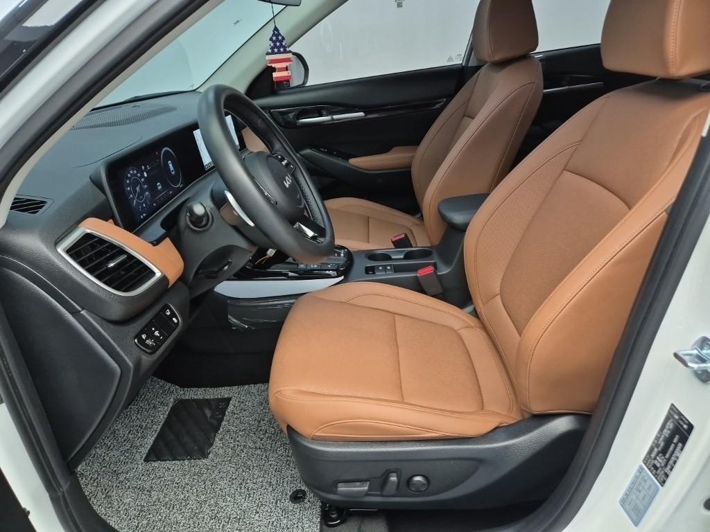 KIA Seltos - Vista 11