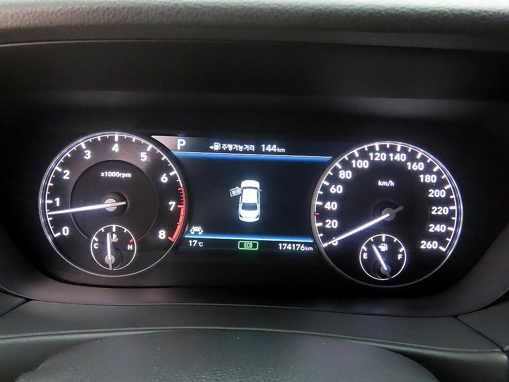 Genesis EQ900 - Vista 9