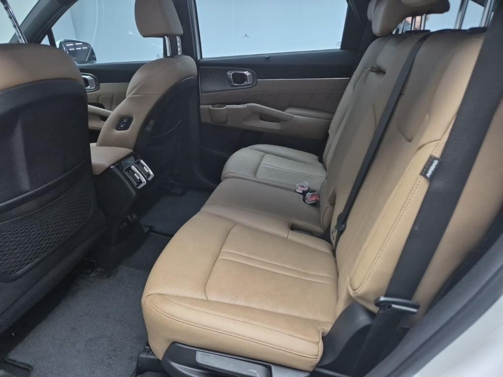 KIA Sorento - Vista 12