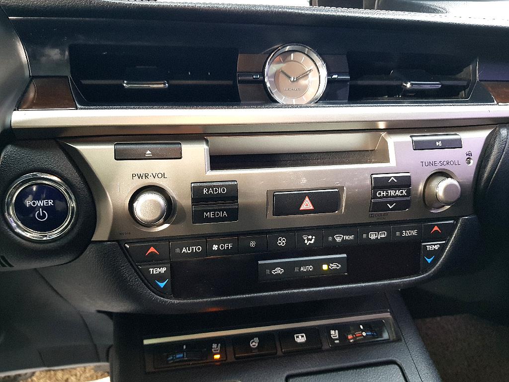 Lexus ES - Vista 11