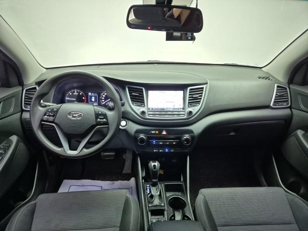 HYUNDAI Tucson - Vista 7