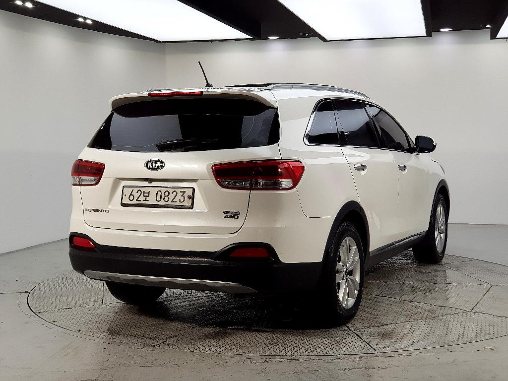 KIA Sorento - Vista 4
