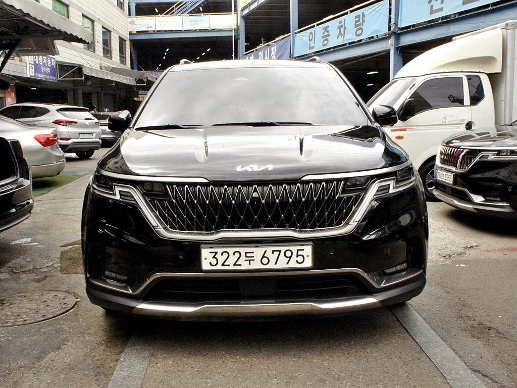 KIA Carnival 2023 Negro - Importación desde Corea - HF Imports Iquique - Foto 1
