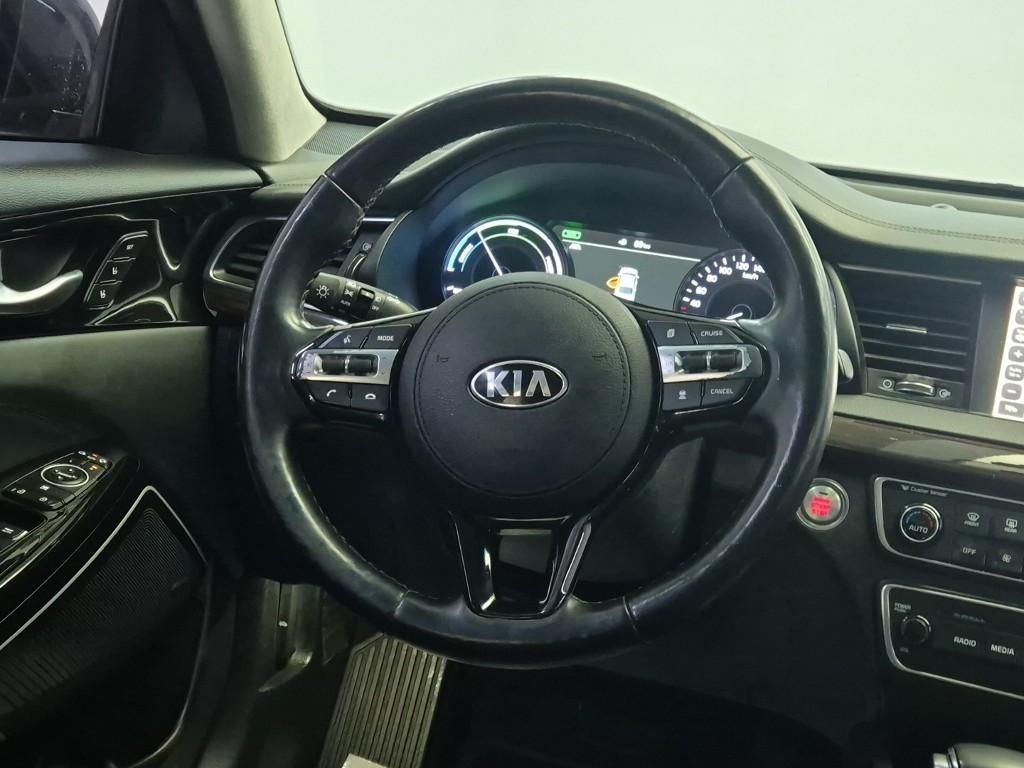KIA K7 - Vista 9