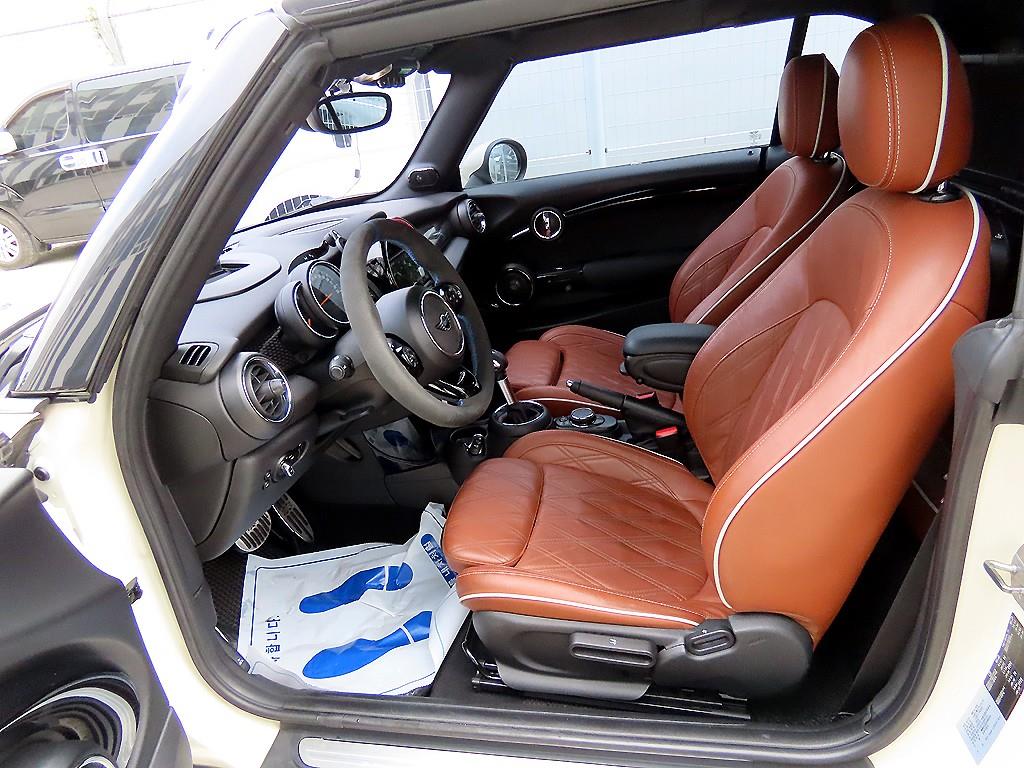 Mini Cooper Convertible - Vista 9