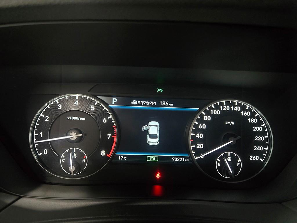 Genesis EQ900 - Vista 8