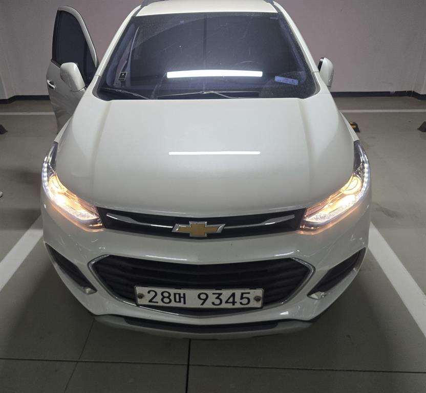 Chevrolet Trax 2018 Blanco - Importación desde Corea - HF Imports Iquique - Foto 1