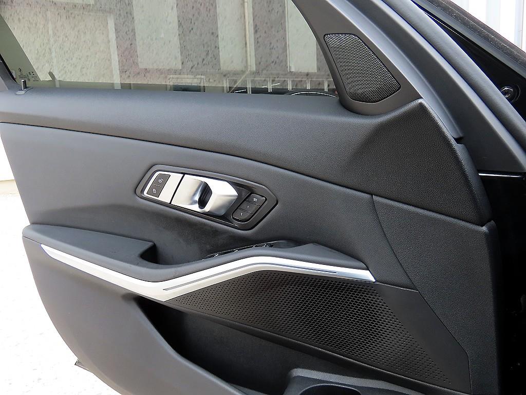 BMW 3 series - Vista 12