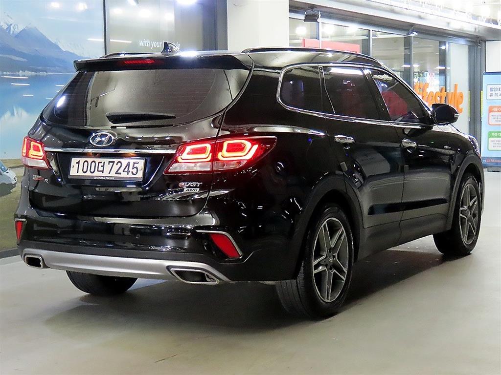 HYUNDAI Maxcruz - Vista 4