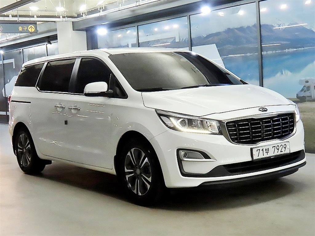 KIA Carnival 2020 Blanco - Importación desde Corea - HF Imports Iquique - Foto 1