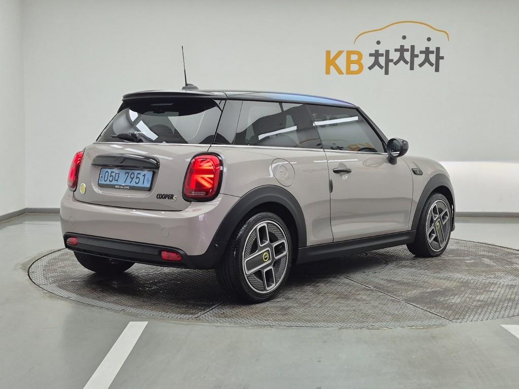 Mini Cooper - Vista 4