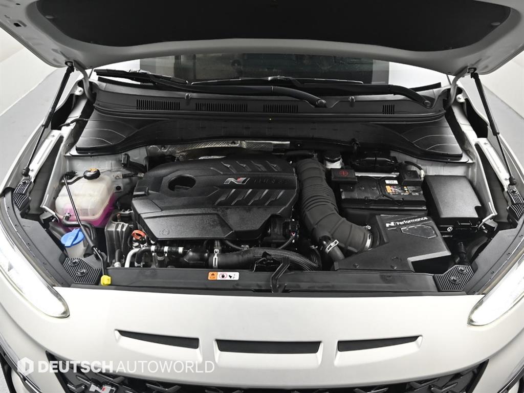 HYUNDAI Kona - Vista 6