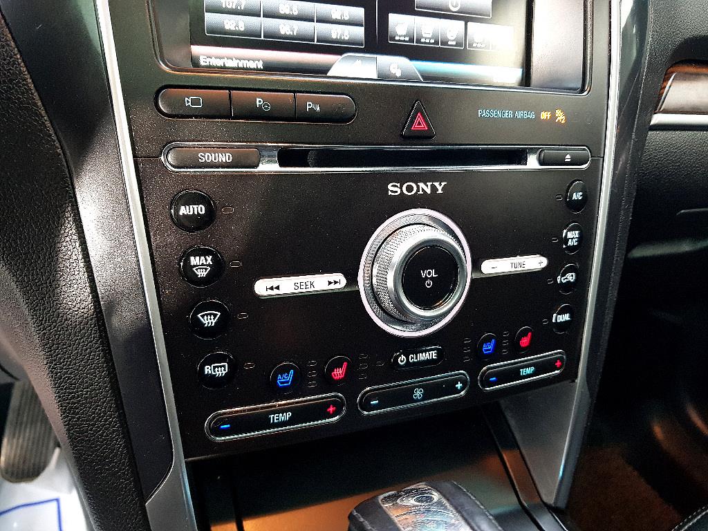 Ford Explorer - Vista 11